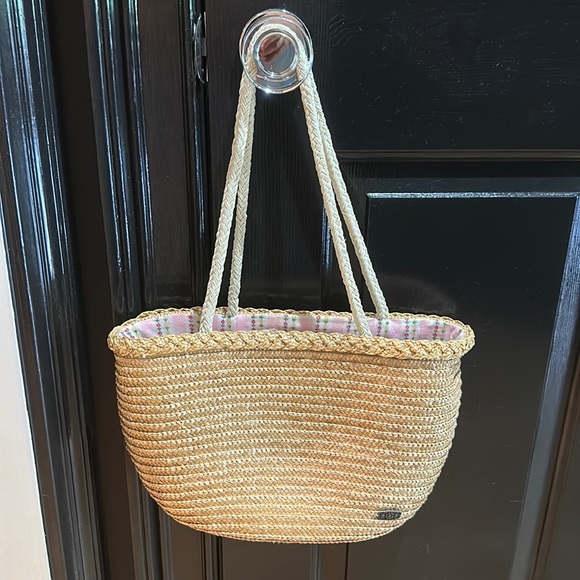 Straw Purse with Pretty Pink Fabric Interior - Picture 1 of 5